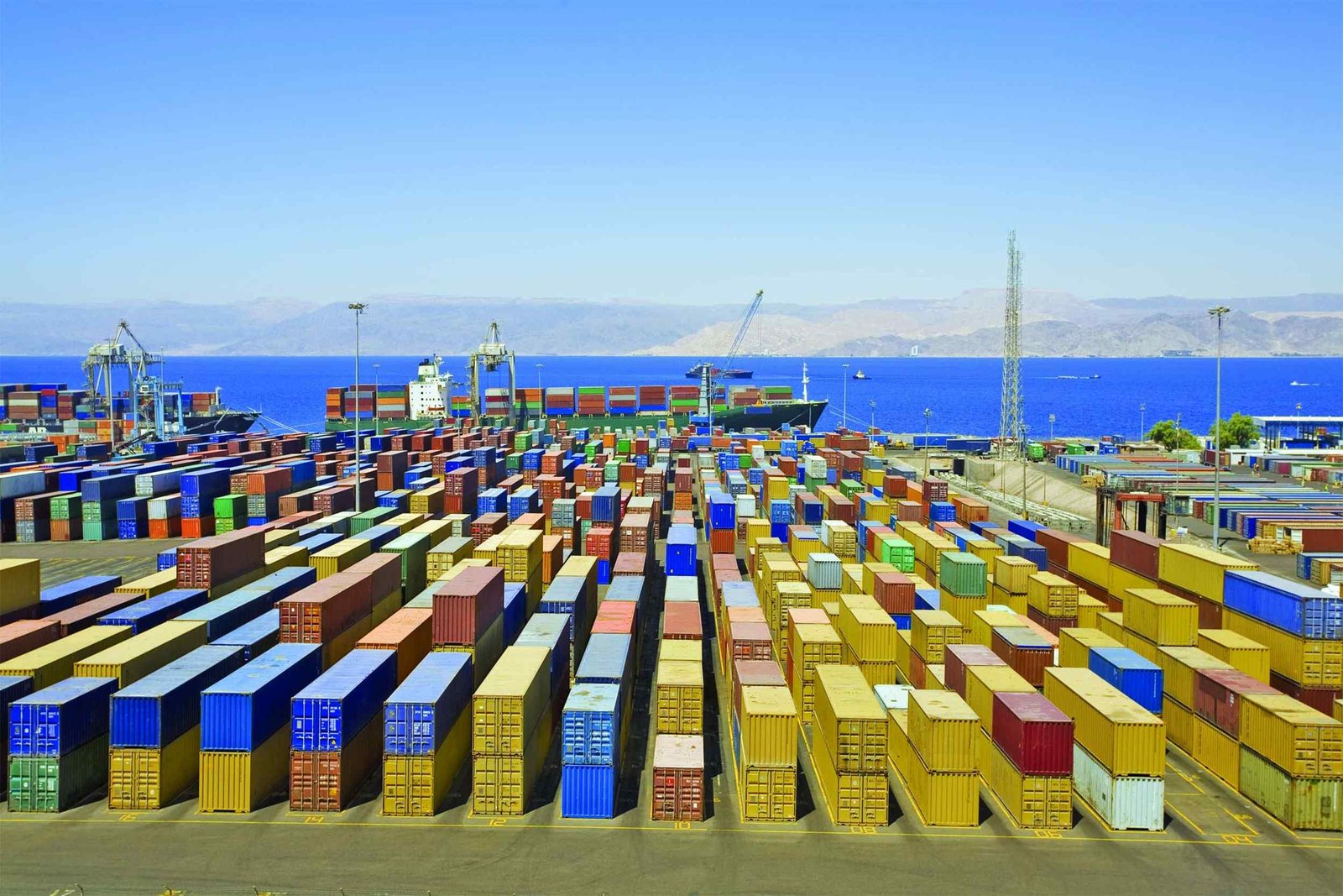 https://oceanforwarding.com/wp-content/uploads/2015/09/Harbor-warehouse.jpg